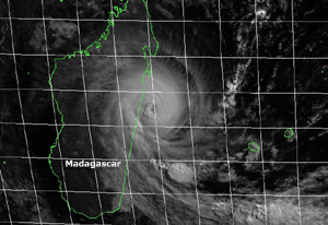 Click here a satellite image of Tropical Cyclone Manou near eastern Madagascar on May 8, 2003